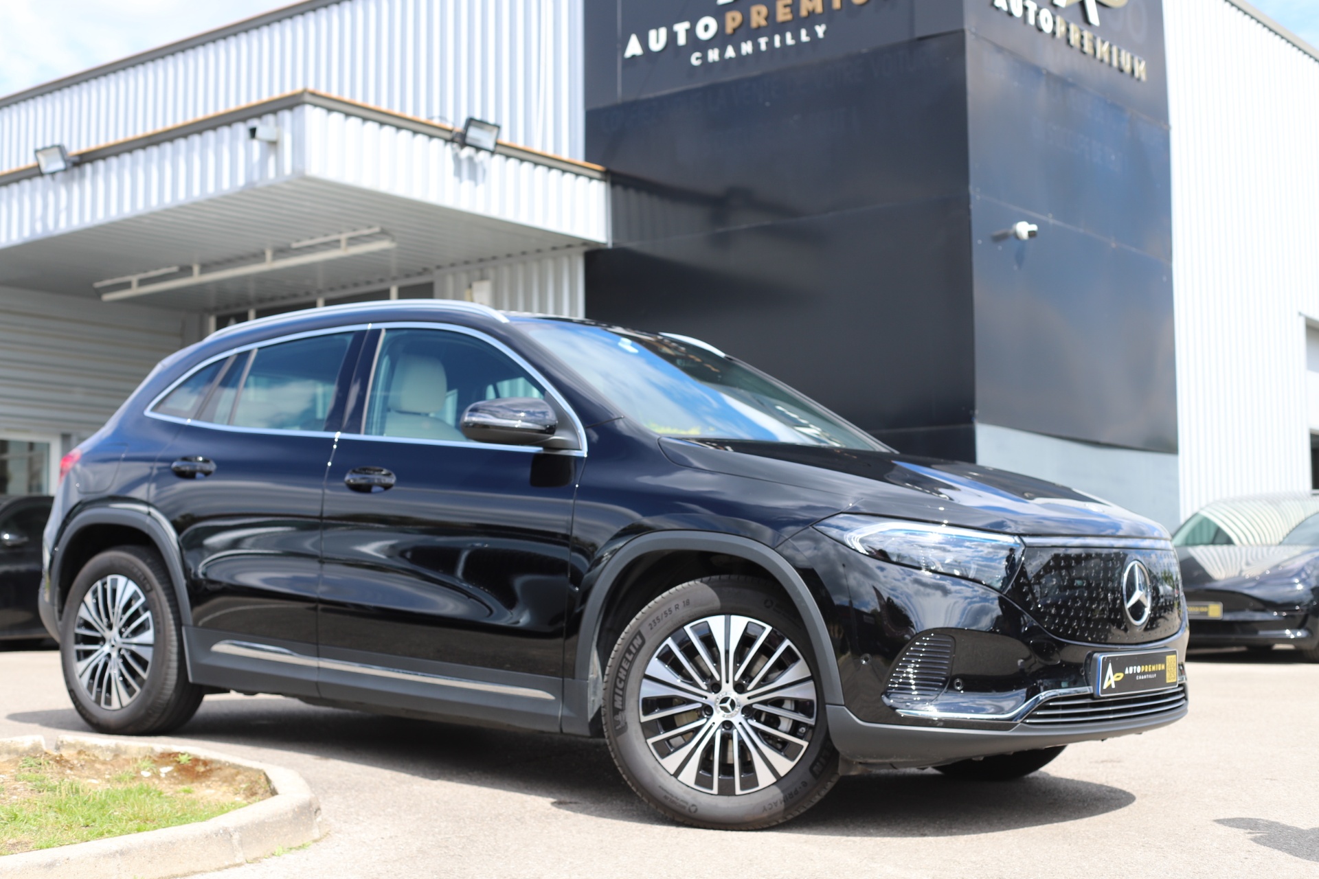 Mercedes-benz Eqa 250+ progressive line