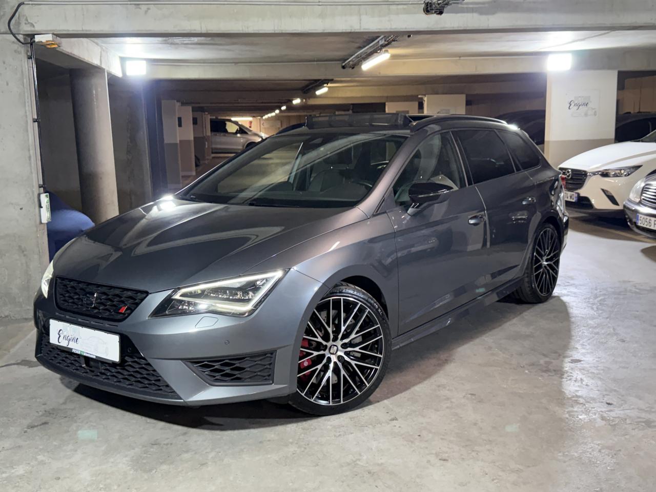 SEAT LEON