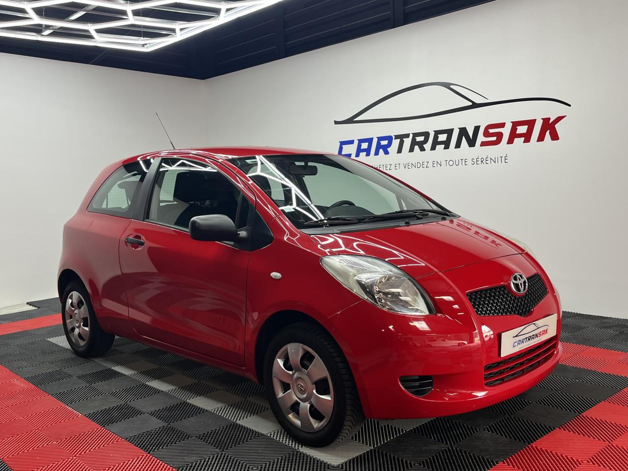 TOYOTA YARIS 1.0 - 69 VVT-i  II 2005 . PHASE 1