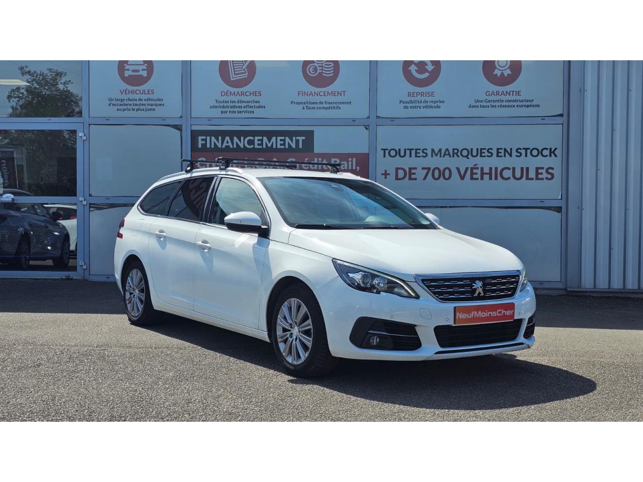 PEUGEOT 308 SW Active 1.5 BlueHDi 130cv + Caméra de recul + Attelage + Pack Safety Plus