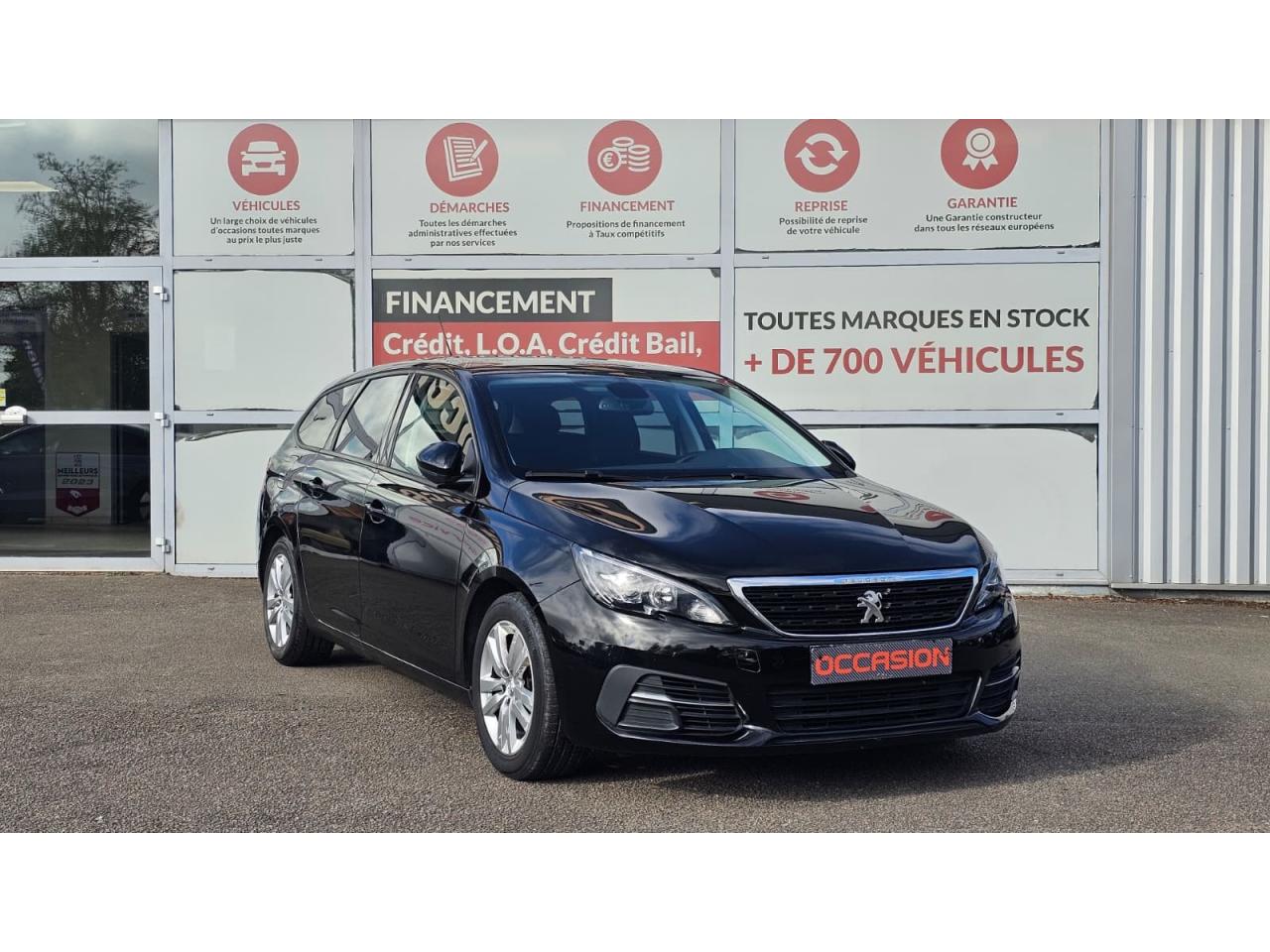 PEUGEOT 308 SW Active 1.5 BlueHDi 100cv + Navigation 3D + Vitres latérales et lunette arrière surtein