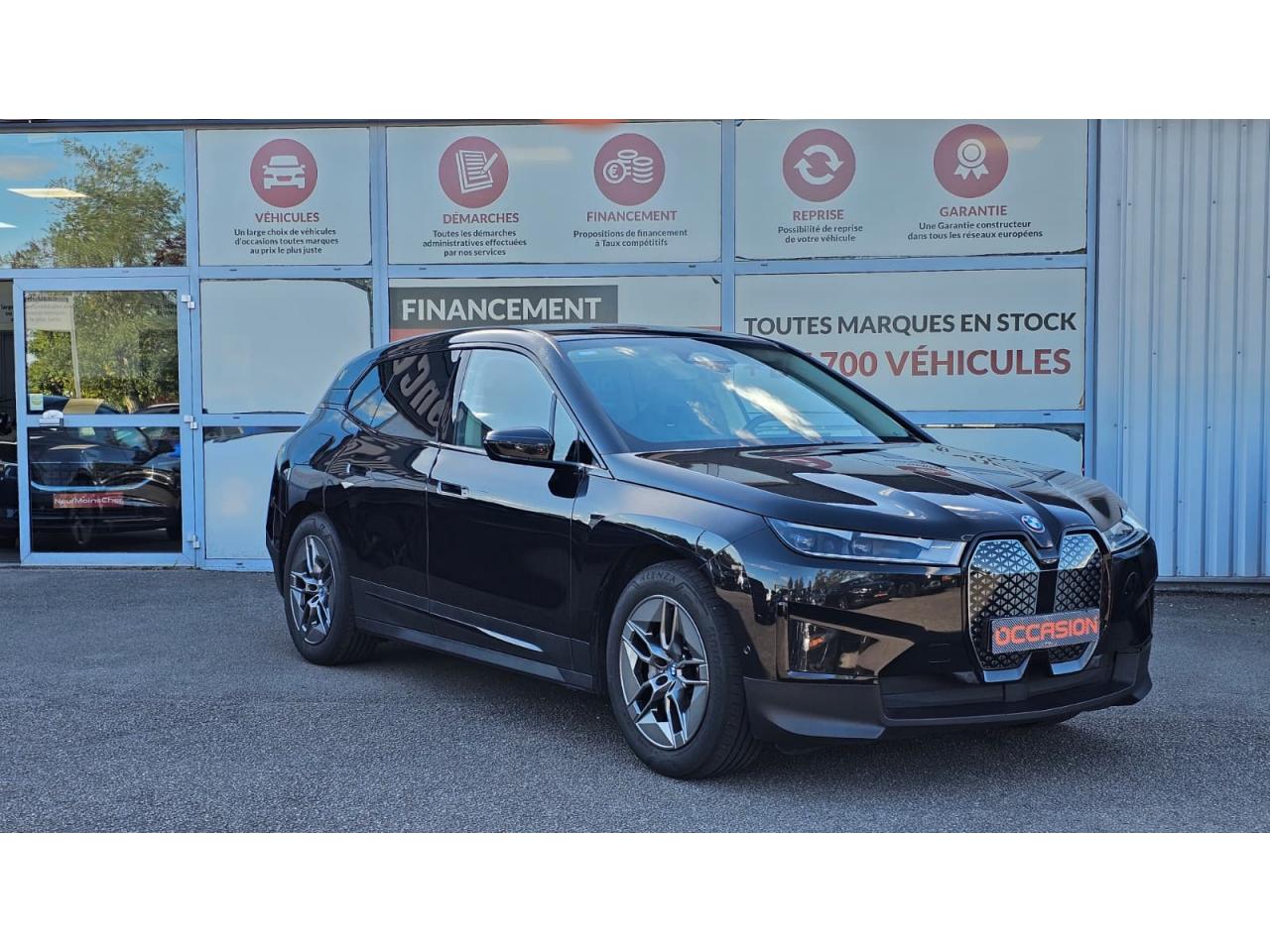 BMW IX