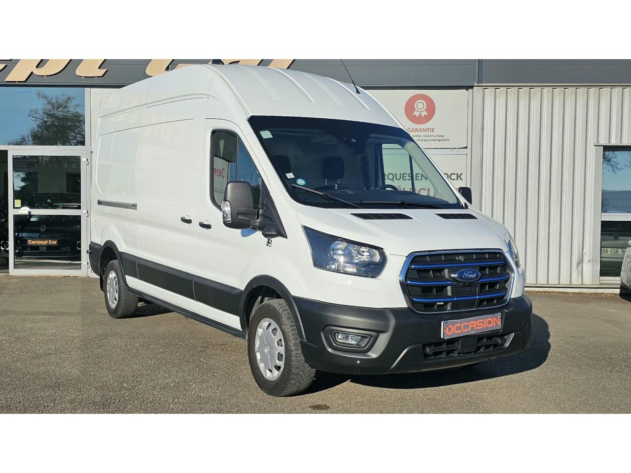 FORD TRANSIT e-E390 L3H3 184cv 77 kWh Trend Business Autonomie WLTP : 300 km Soh : 94%