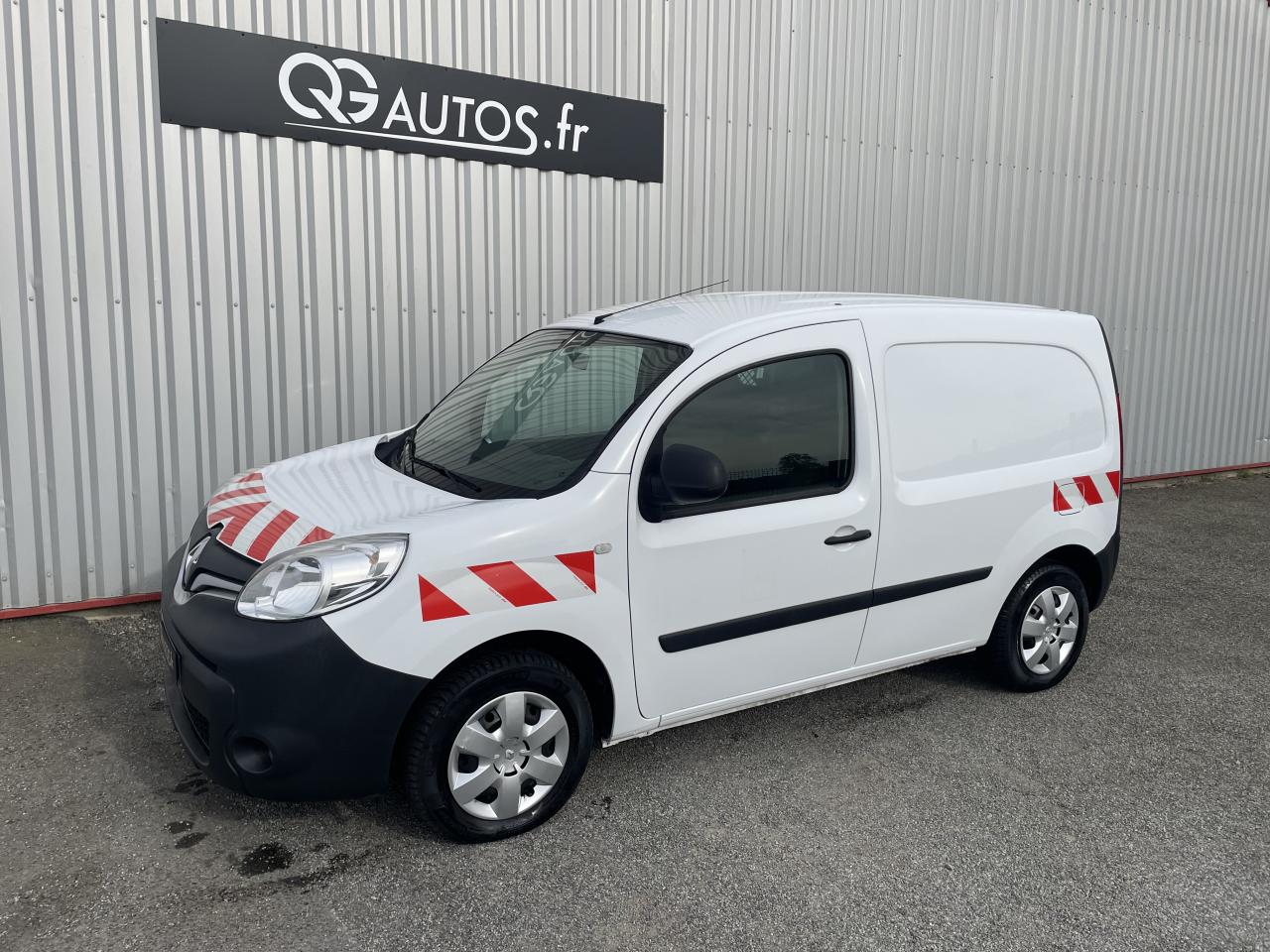 RENAULT KANGOO 1.5 Energy dCi / 90 Ch / EXPRESS FOURGON Compact Extra R-Link / 55 759 kms / 1 ERE Main/ boite auto
