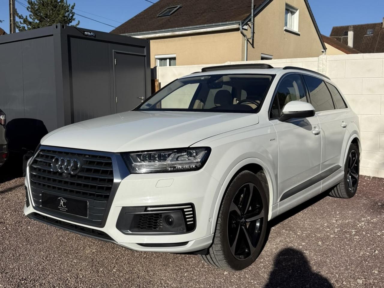 AUDI Q7 E-TRON 374CH S-TRONIC QUATTRO AVUS EXTENDED