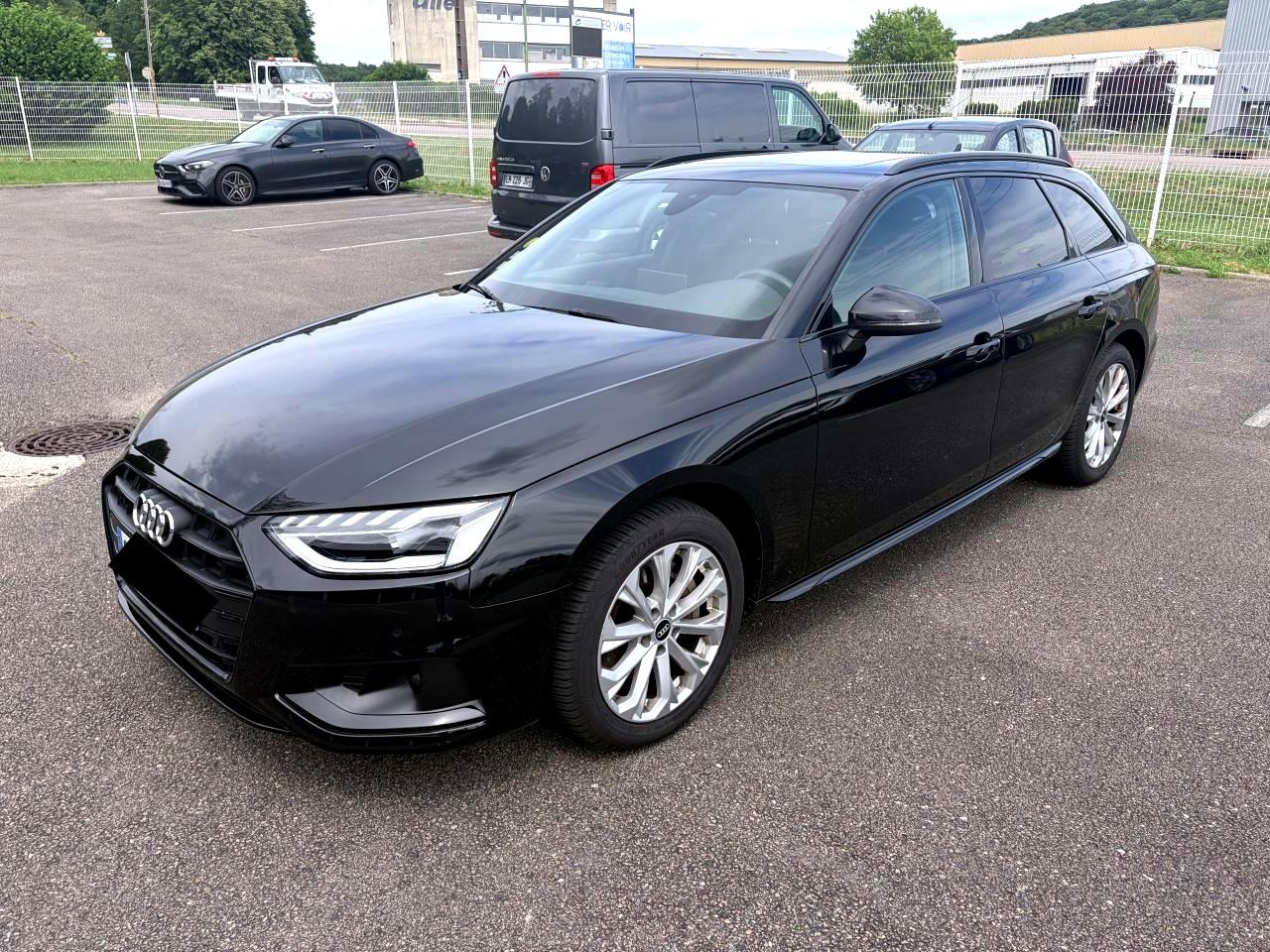 AUDI A4 AVANT 40 TDI 204 S-tronic Bs line 12 MOIS GARANTIE