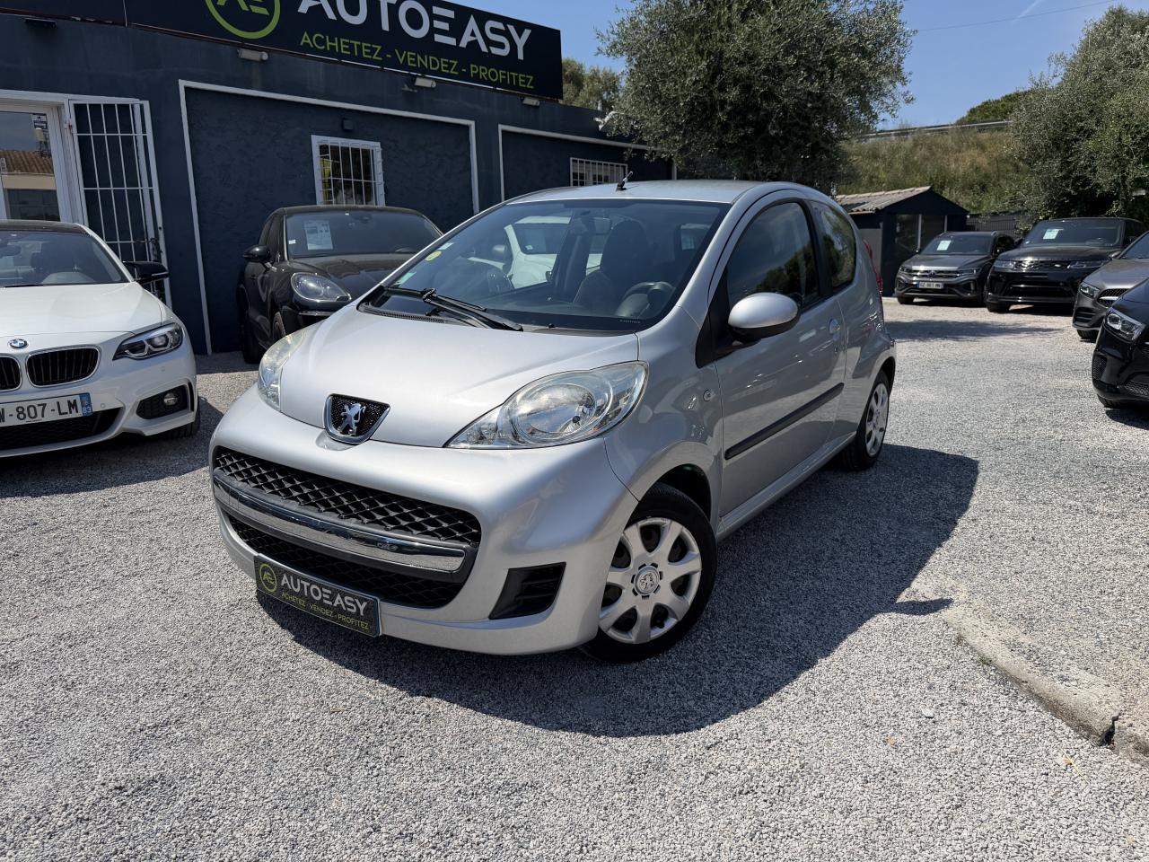 PEUGEOT 107