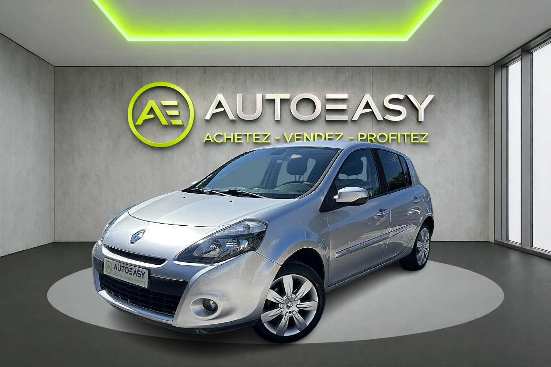 RENAULT CLIO