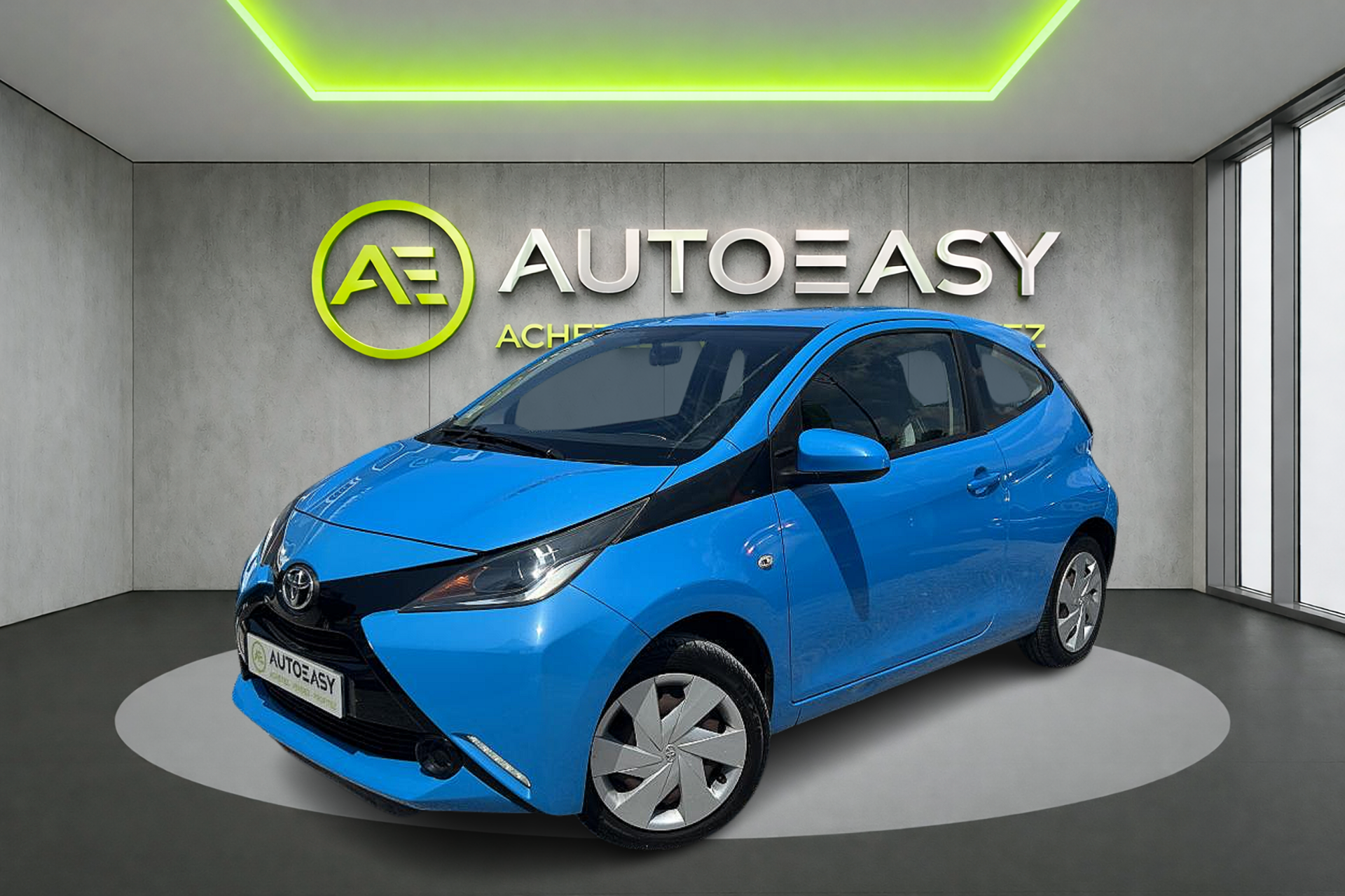 TOYOTA AYGO (I) 1.0 VVT-I 69 Ch X-CITE Bleu Cyan
