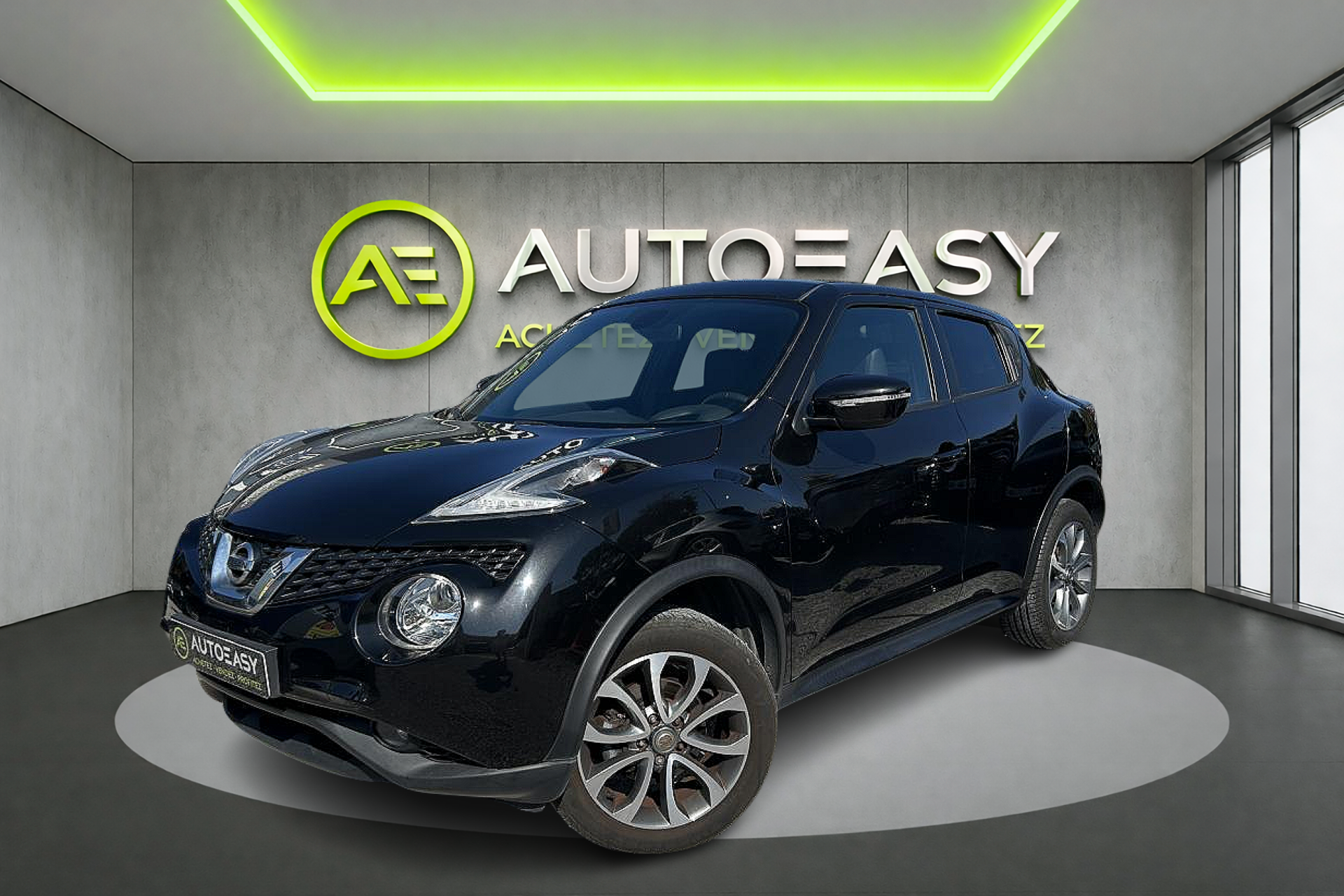 NISSAN JUKE