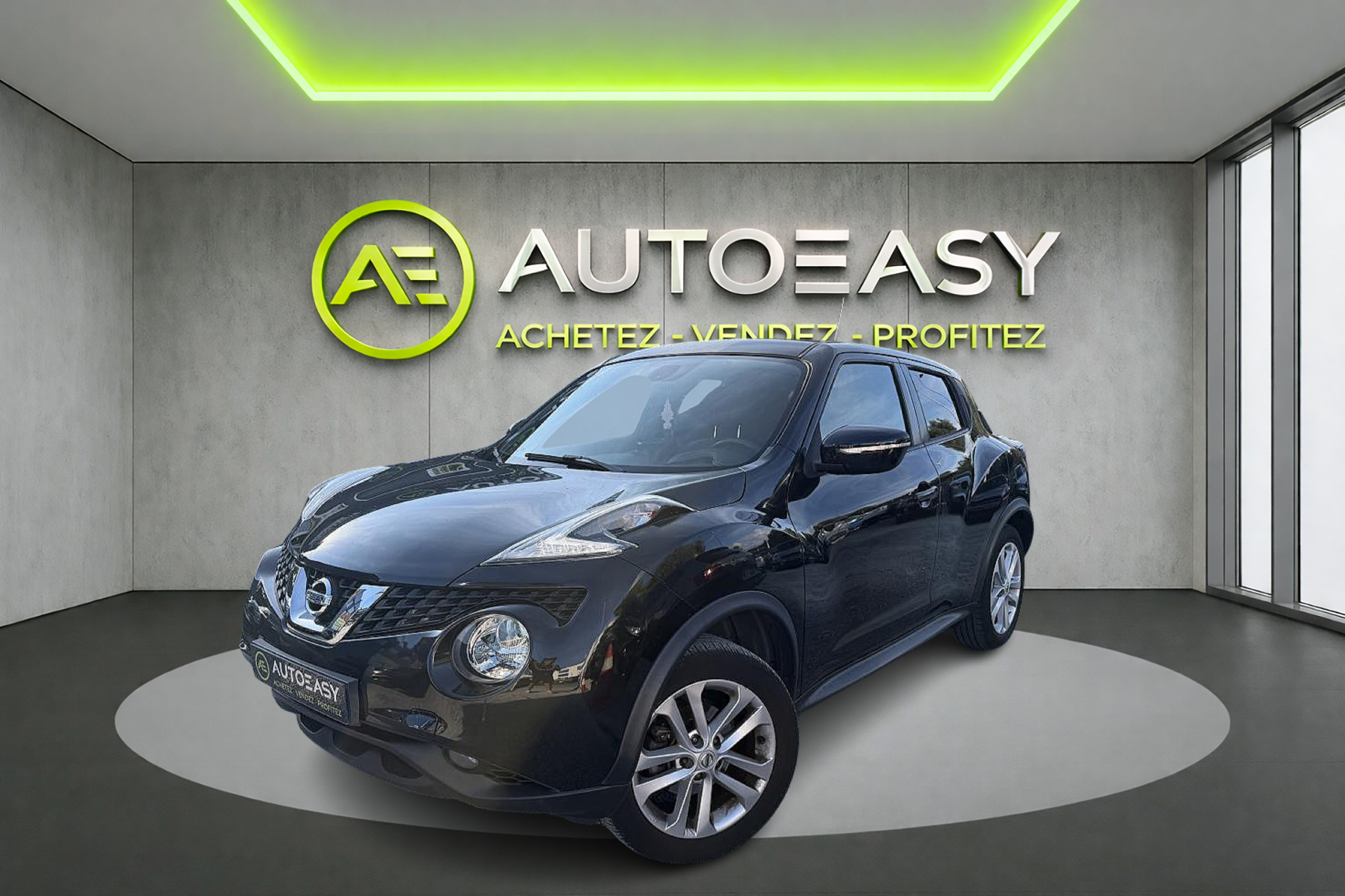 NISSAN JUKE