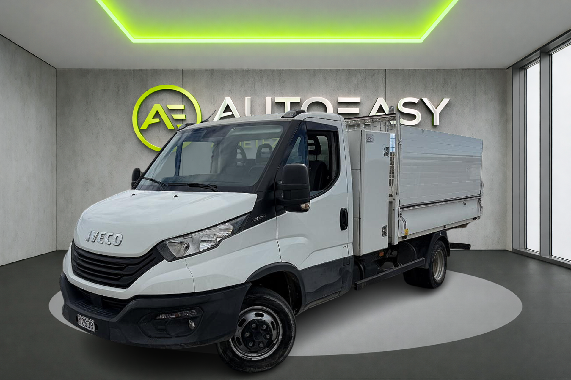 IVECO DAILY IVECO 35C14 / 35-140?BENNE JPM?136 CH  BVM6  3 PLACES-TVA RECUPERABLE