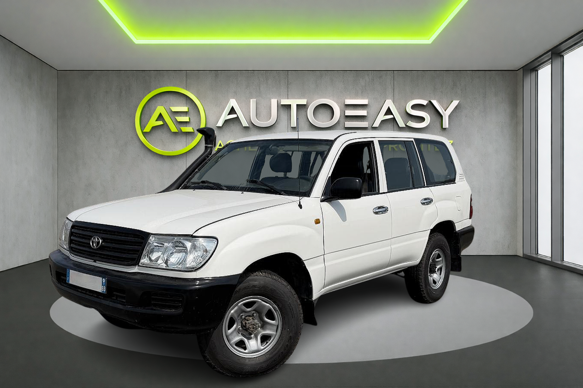 TOYOTA LAND CRUISER