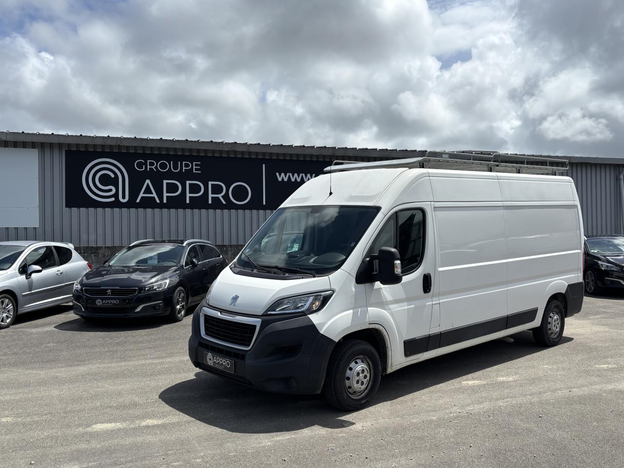 PEUGEOT BOXER
