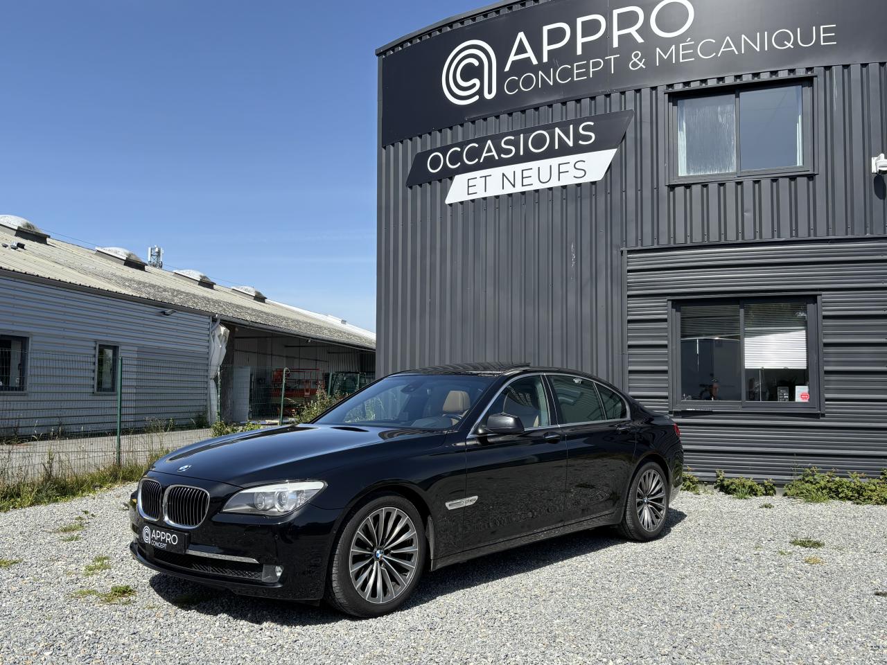 BMW SERIE 7 740d xDrive Exclusive Individual - BVA  BERLINE F01 740d xDrive PHASE 1