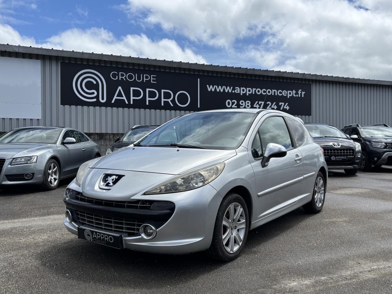 PEUGEOT 207