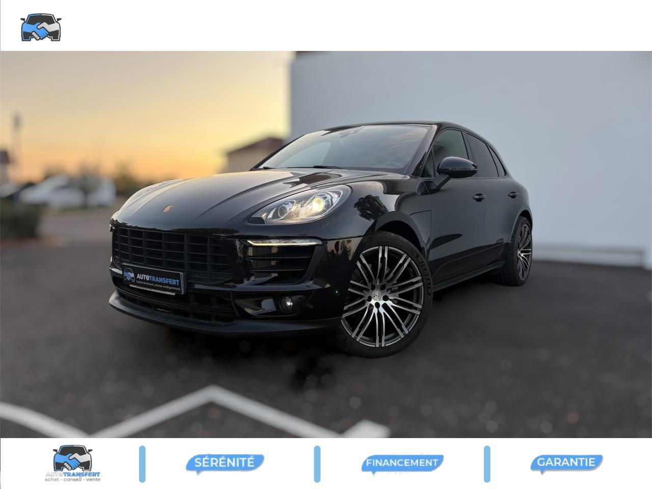 PORSCHE MACAN