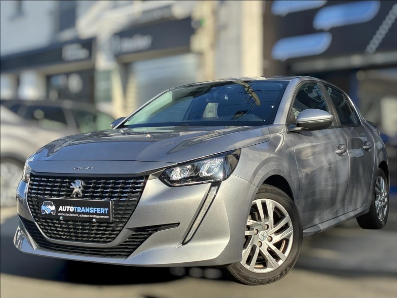 PEUGEOT 208
