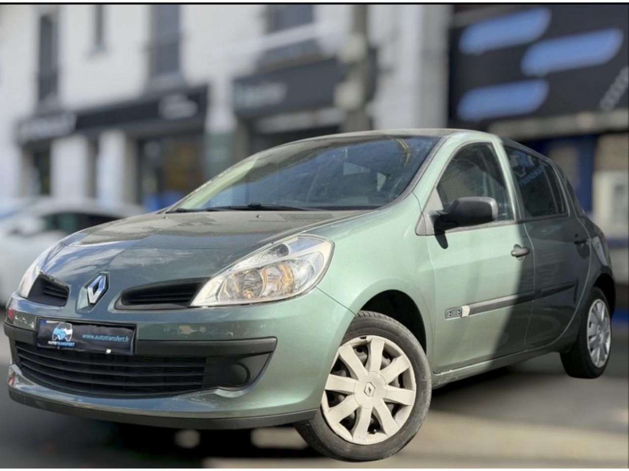 RENAULT CLIO