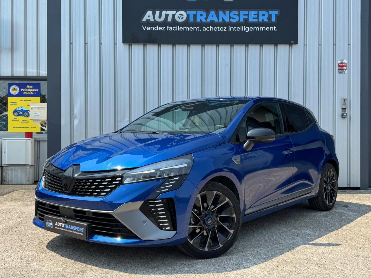 RENAULT CLIO