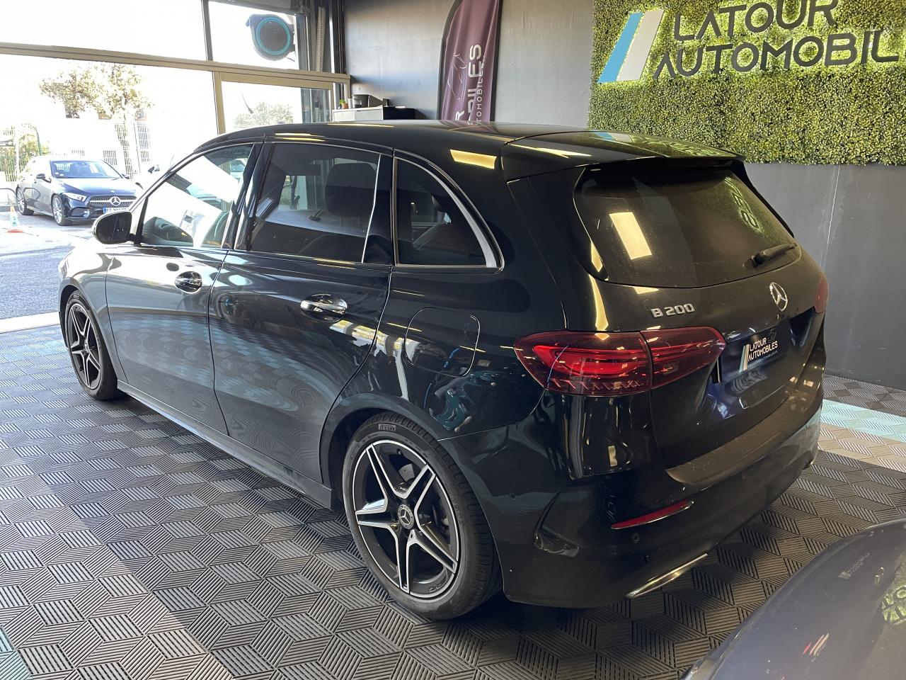 Thumbnail 7