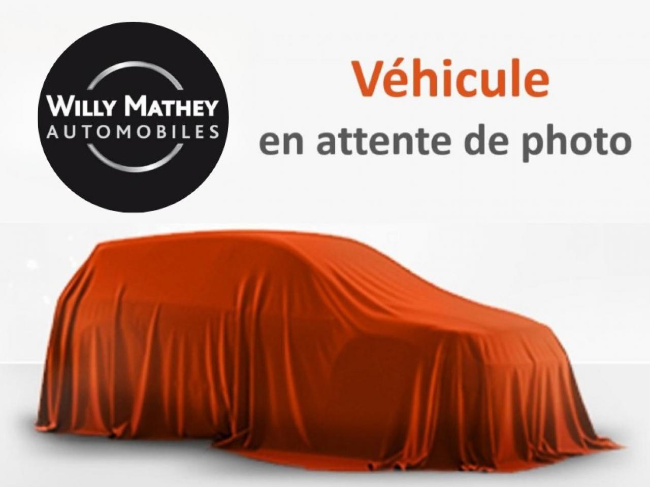 VOLKSWAGEN Golf SW 2.0 DIESEL 115 BOITE AUTOMATIQUE + ATTELAGE + ROUE DE SECOURS + GPS + REGULATEUR ADAPTATIF