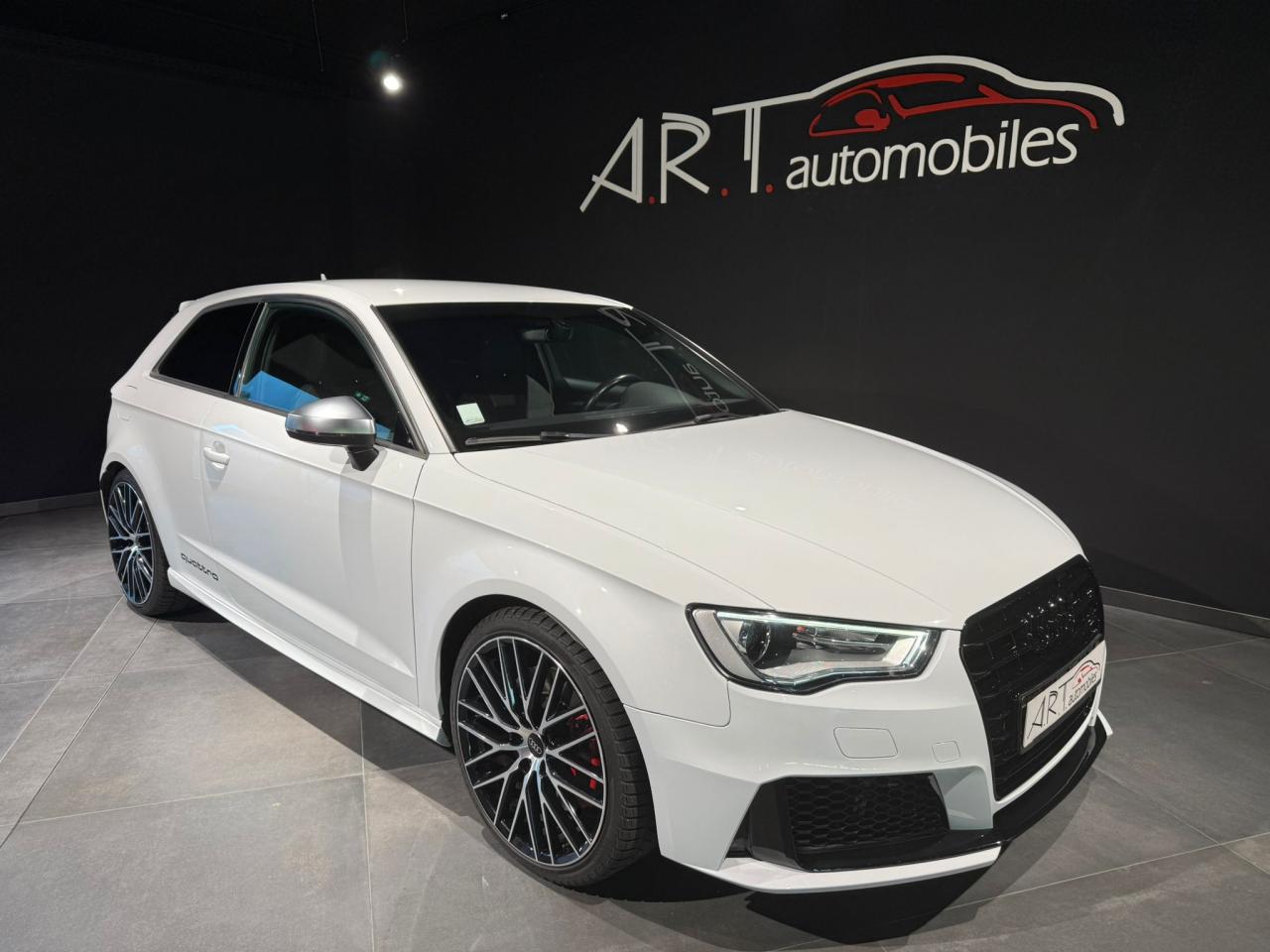 AUDI S3 2,0 TFSI 300 QUATTRO S-TRONIC 7 3P
