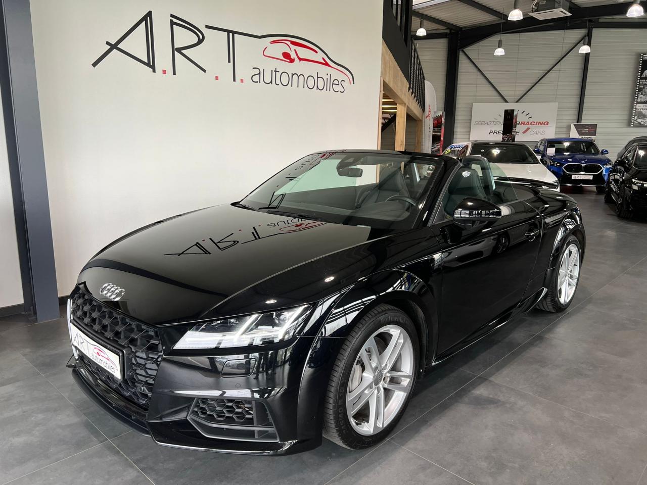AUDI TT