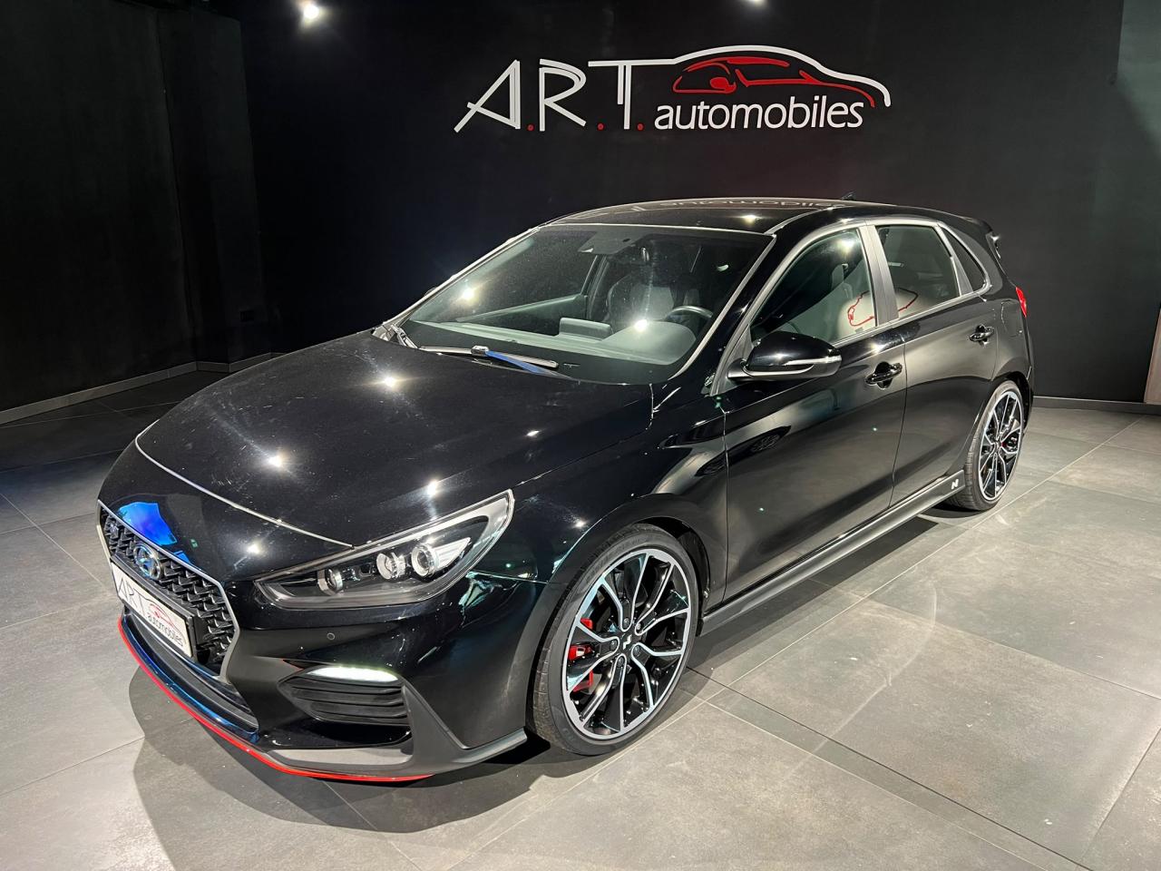HYUNDAI i30 2.0 T-GDI 275 N PERFORMANCE