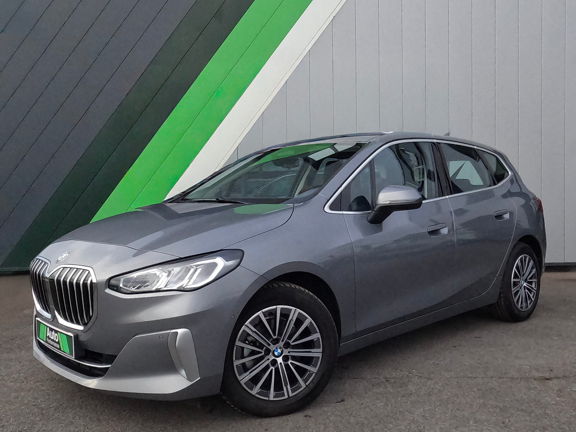 15 Serie 2 active tourer u06 Active tourer 218d 150 ch dkg7 luxury