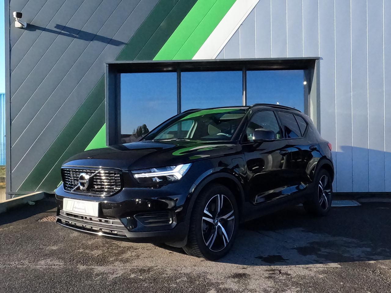 VOLVO XC40 T5 RECHARGE TWE 180+82 R-DESIGN DCT7