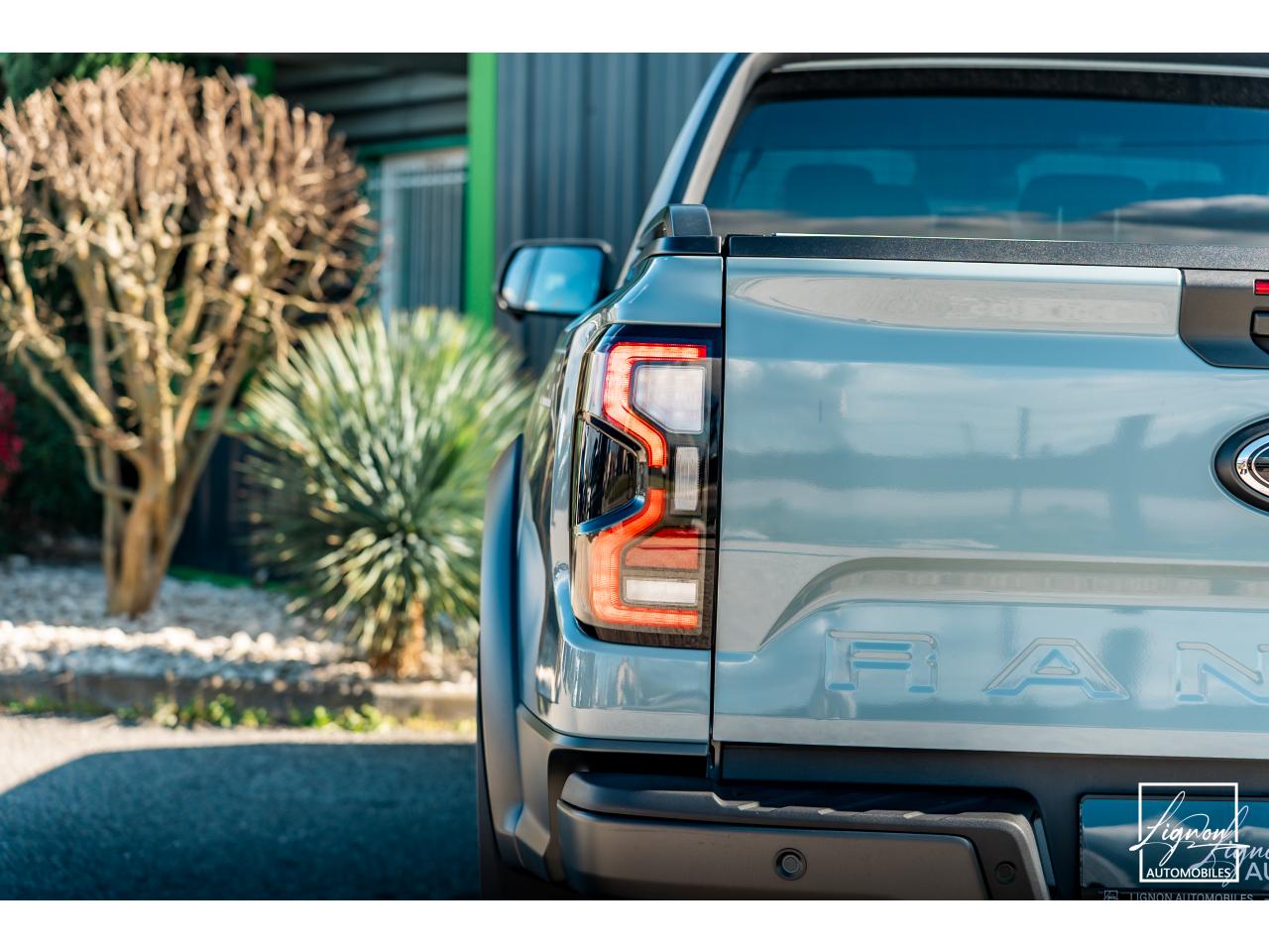 Thumbnail 24