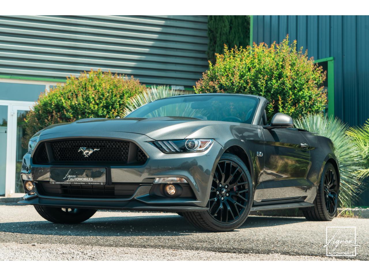 FORD MUSTANG
