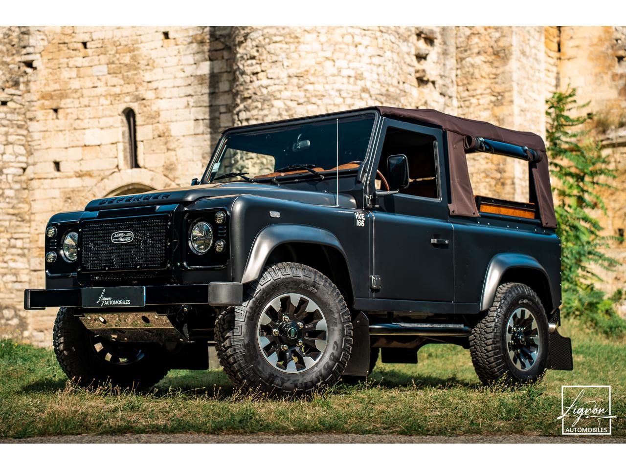 LAND ROVER DEFENDER 90 2.4 Td4  Solft Top \'Black Mat\' TVA Récupérable