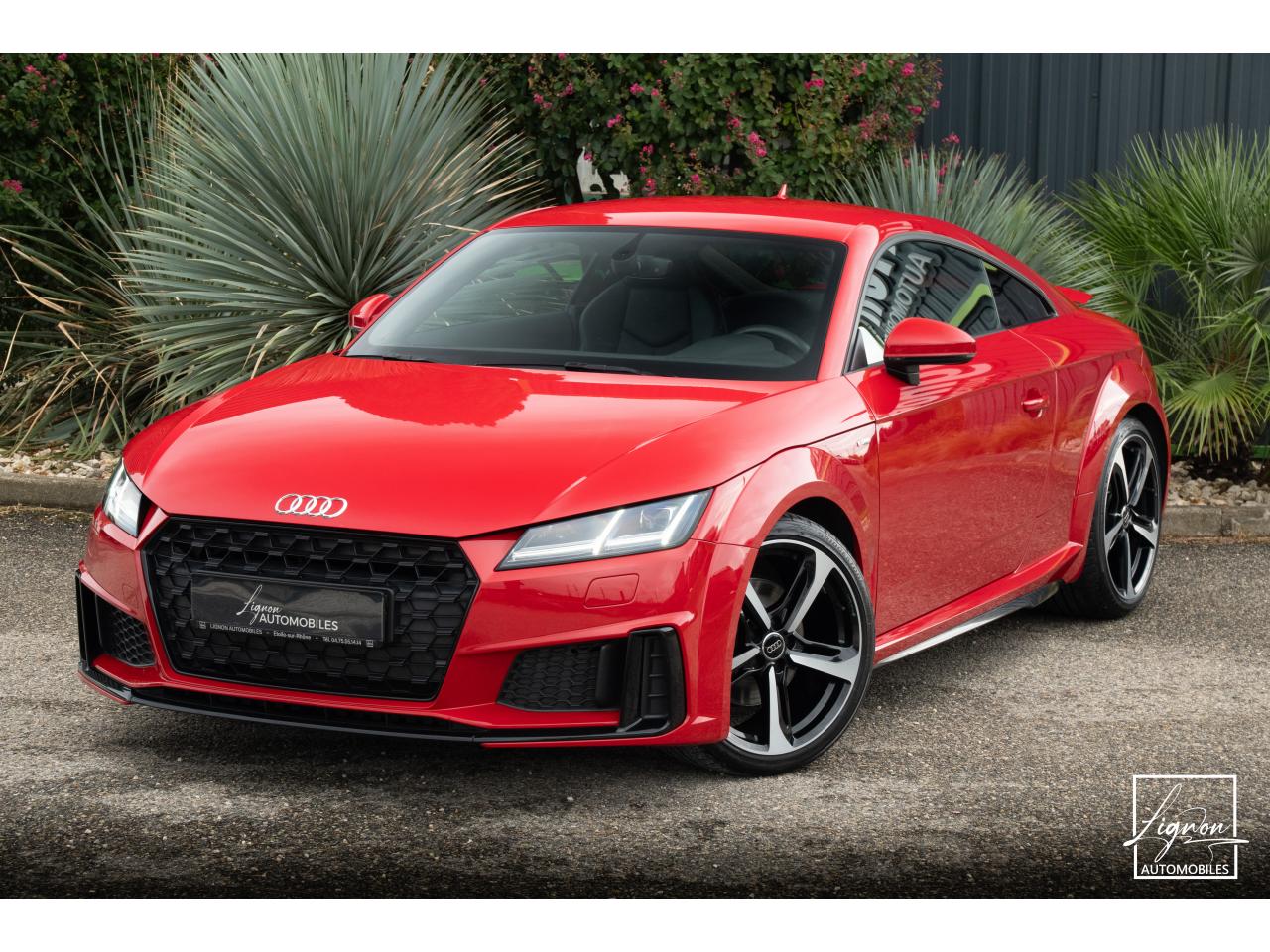 AUDI TT