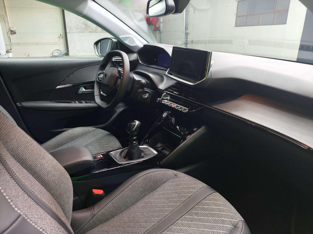 Thumbnail 11