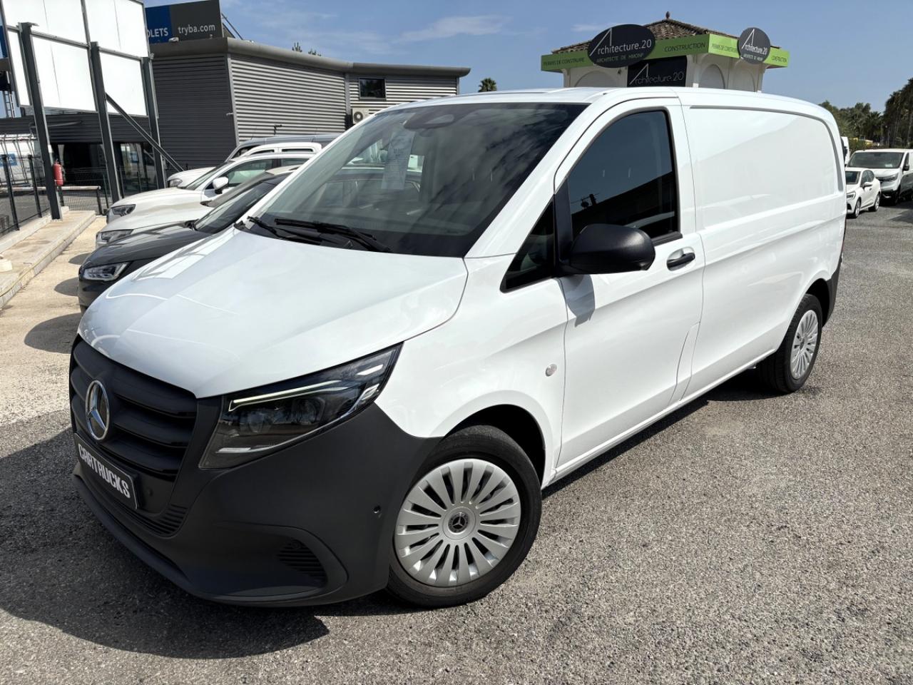 MERCEDES VITO Compact 2.8t 114 CDI BlueEfficiency - BVA 9G-Tronic Propulsion  FOURGON - BM 447 Compact Select