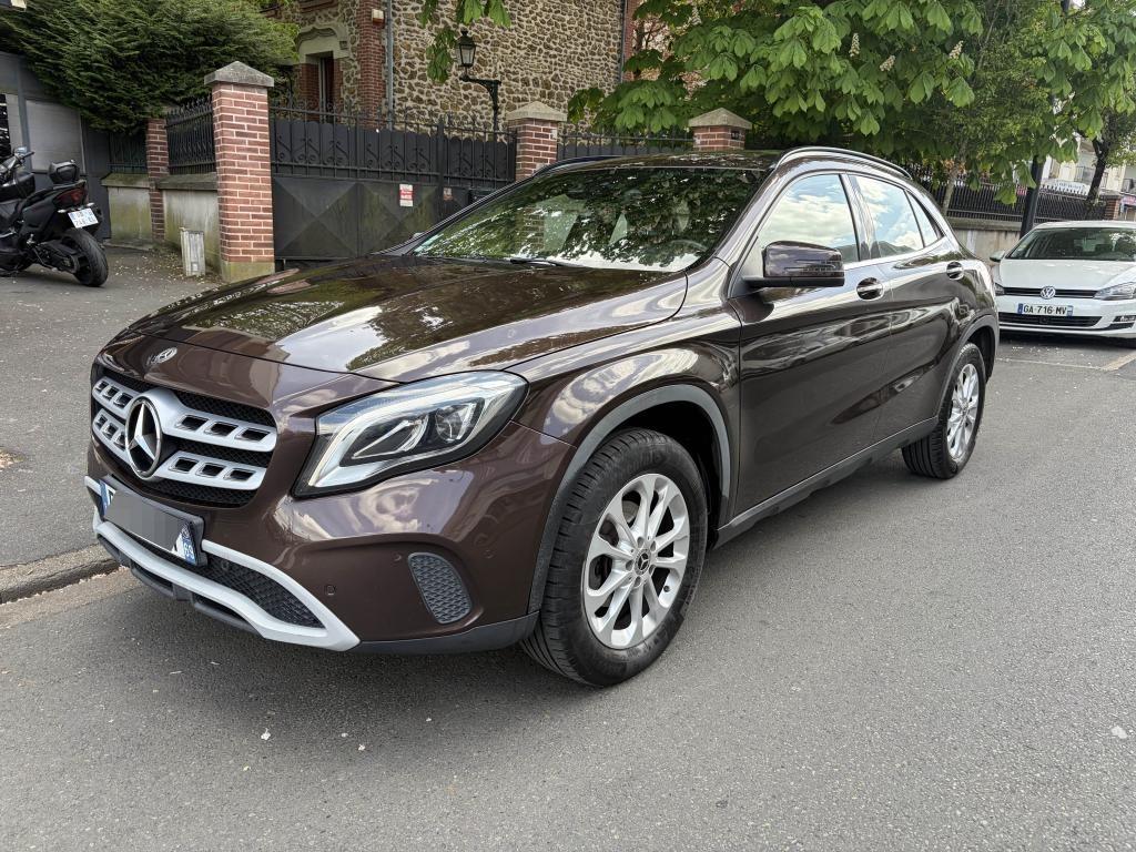 MERCEDES GLA