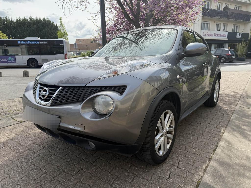 NISSAN JUKE