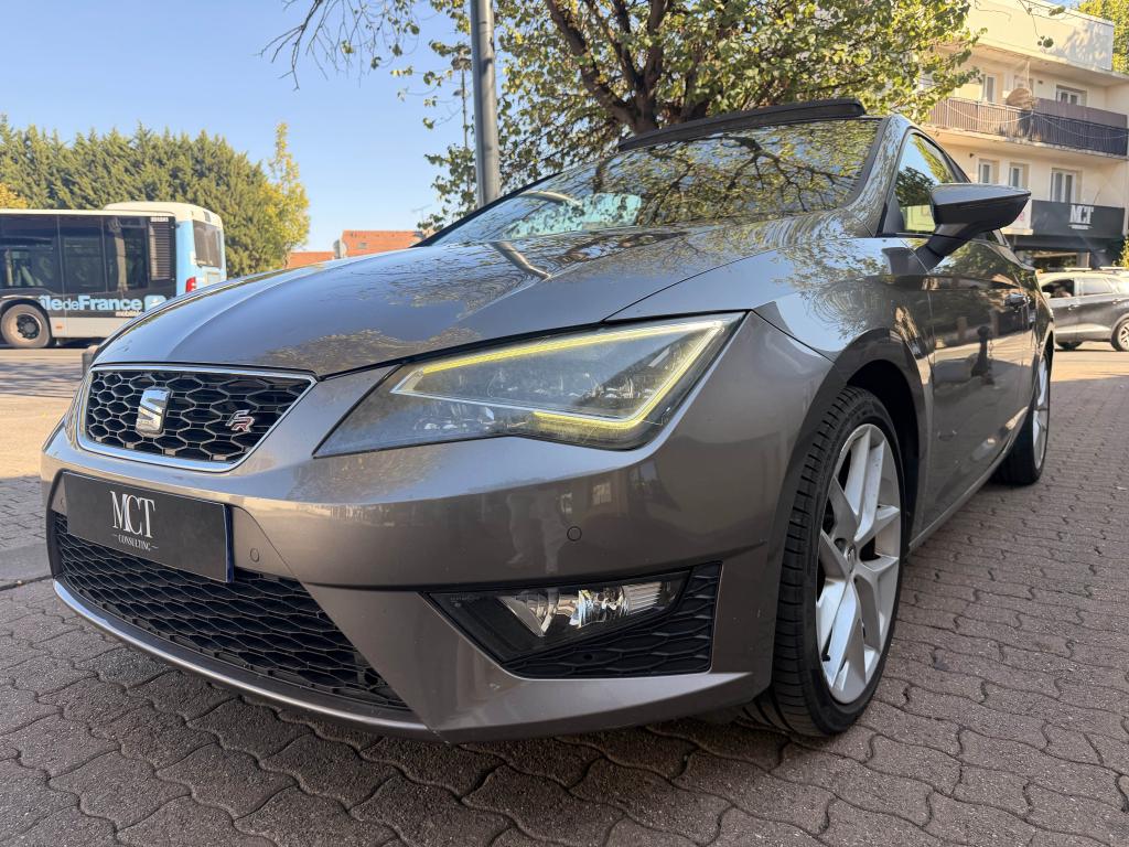 SEAT LEON