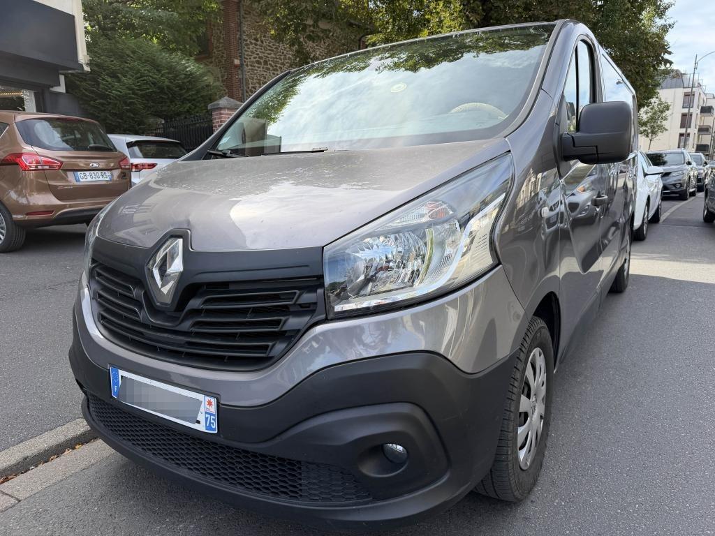RENAULT TRAFIC