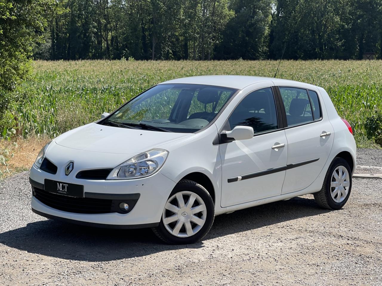 RENAULT CLIO