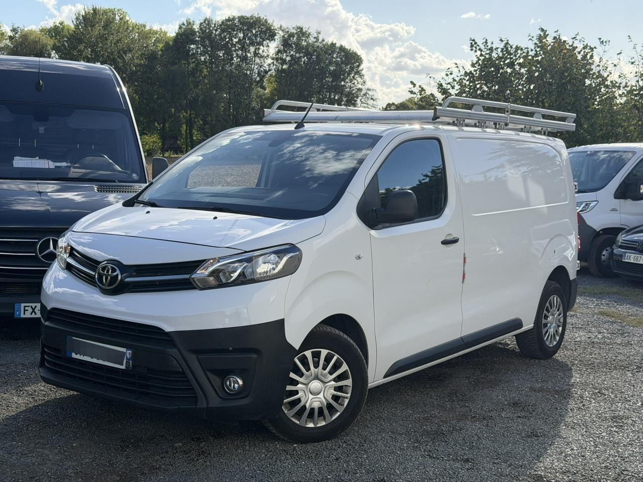 TOYOTA PROACE 2.0 145 D-4D FOURGON Dynamic