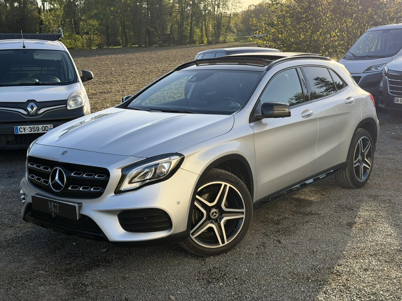 MERCEDES CLASSE GLA GLA 220 7G DCT PACK AMG LiNE FASCINATION / PARFAIT ETAT - ENTRETIEN EXCLUSIF MERCEDES