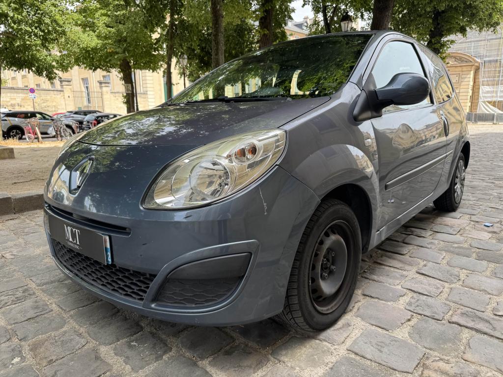 RENAULT TWINGO