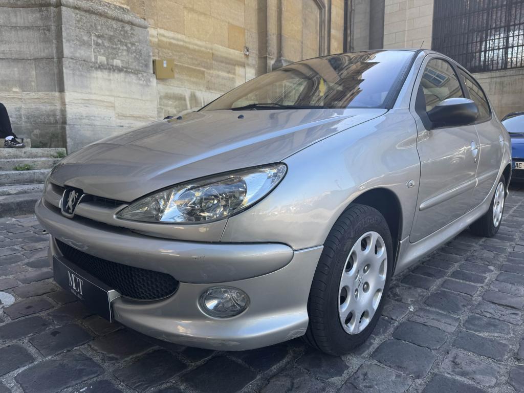 PEUGEOT 206 1.4i  BERLINE Trendy