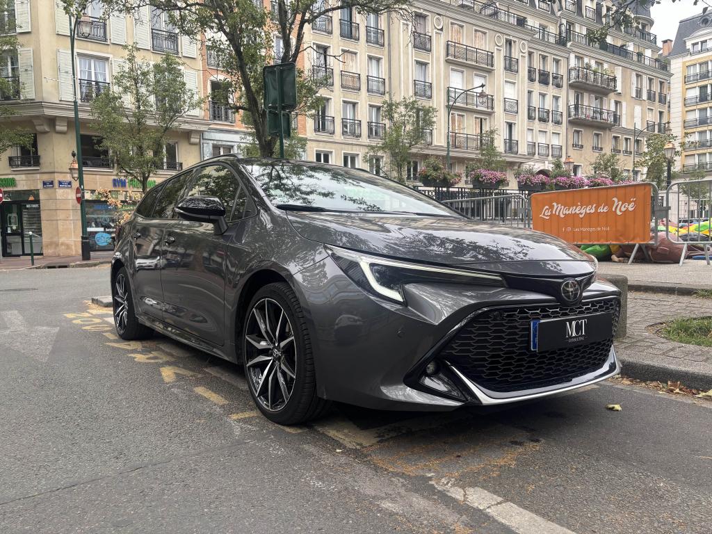 TOYOTA COROLLA Touring Sports 1.8 Hybrid 140 - BV e-CVT  TOURING SPORTS 2019 BREAK GR Sport PHASE 2