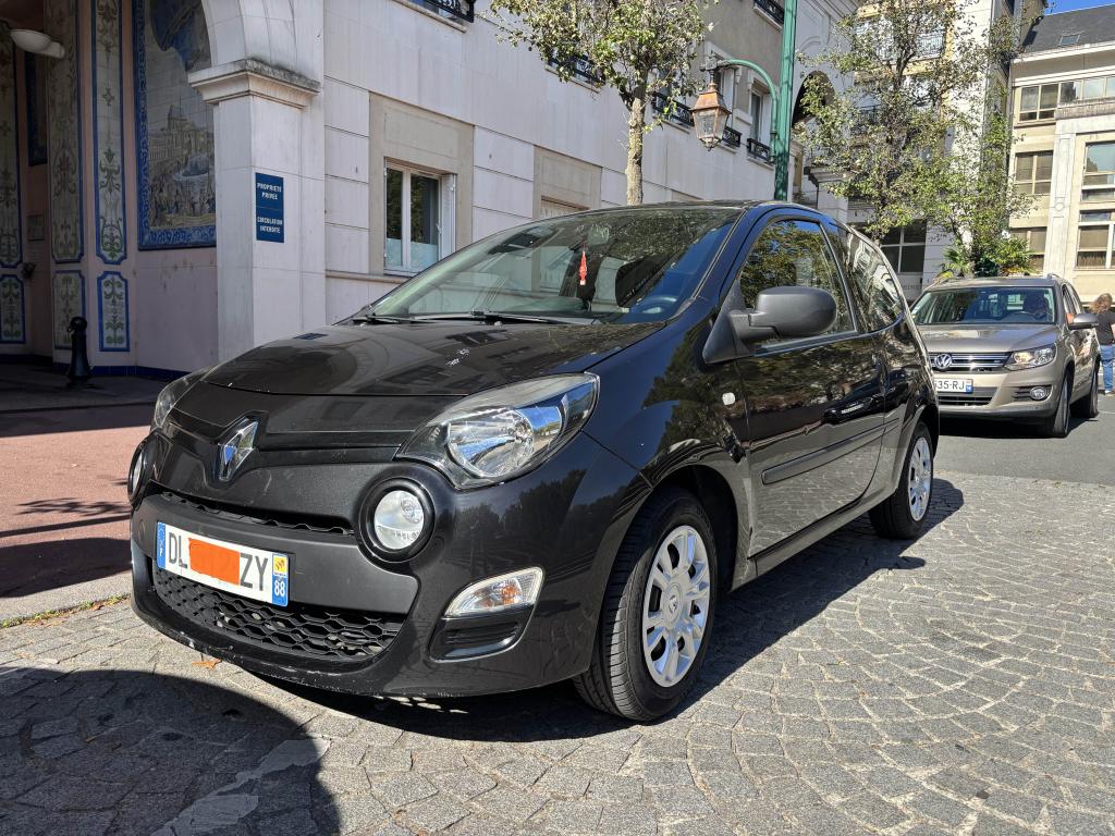 RENAULT TWINGO
