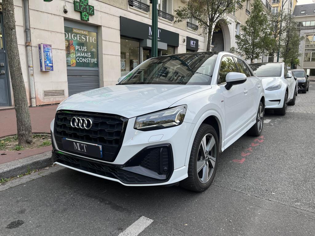 AUDI Q2