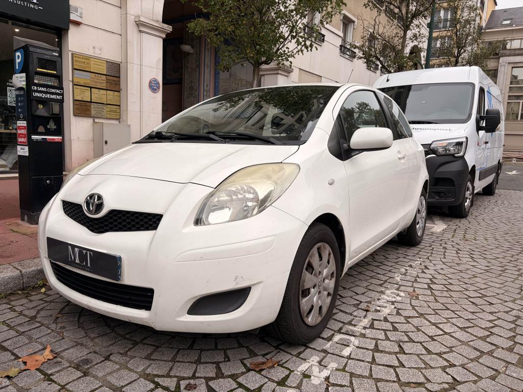 TOYOTA YARIS